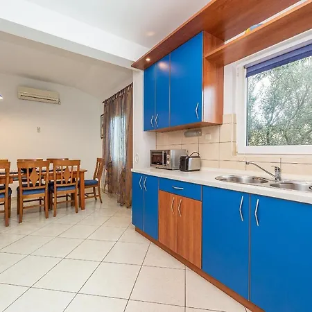 Apartman Buskulic Anamarija Vir