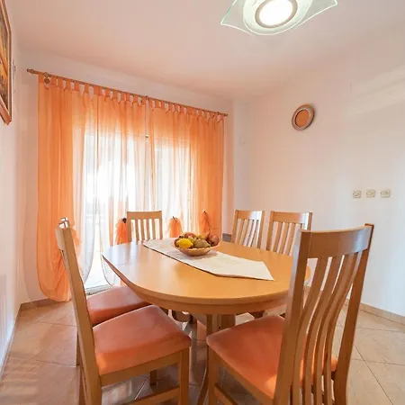 Apartman Buskulic Anamarija Vir