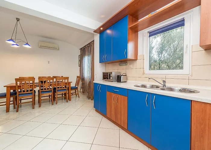 Apartman Buskulic Anamarija Vir