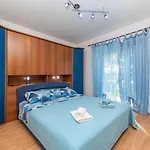 Buskulic Anamarija * ויר